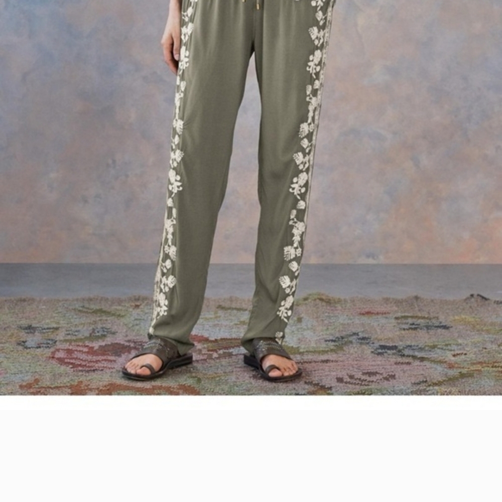 Sundance Large Women's Olive With Cream Embroidery Floral Pants